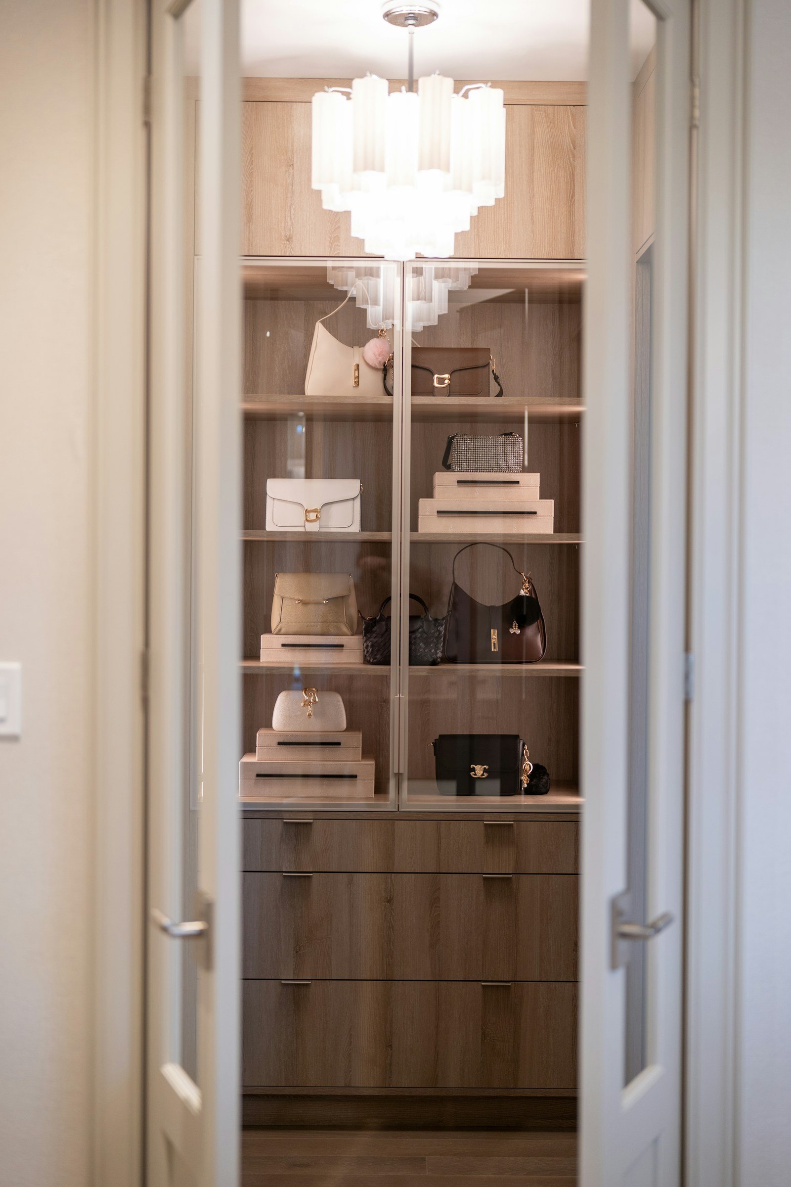 Top Walk-In Closet Trends for Alpharetta Luxury Homes